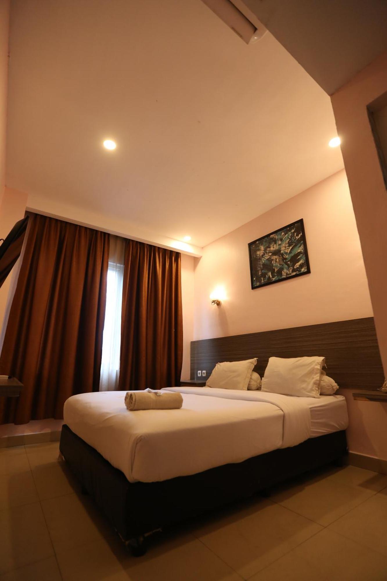 Hotel De'tonga Medan