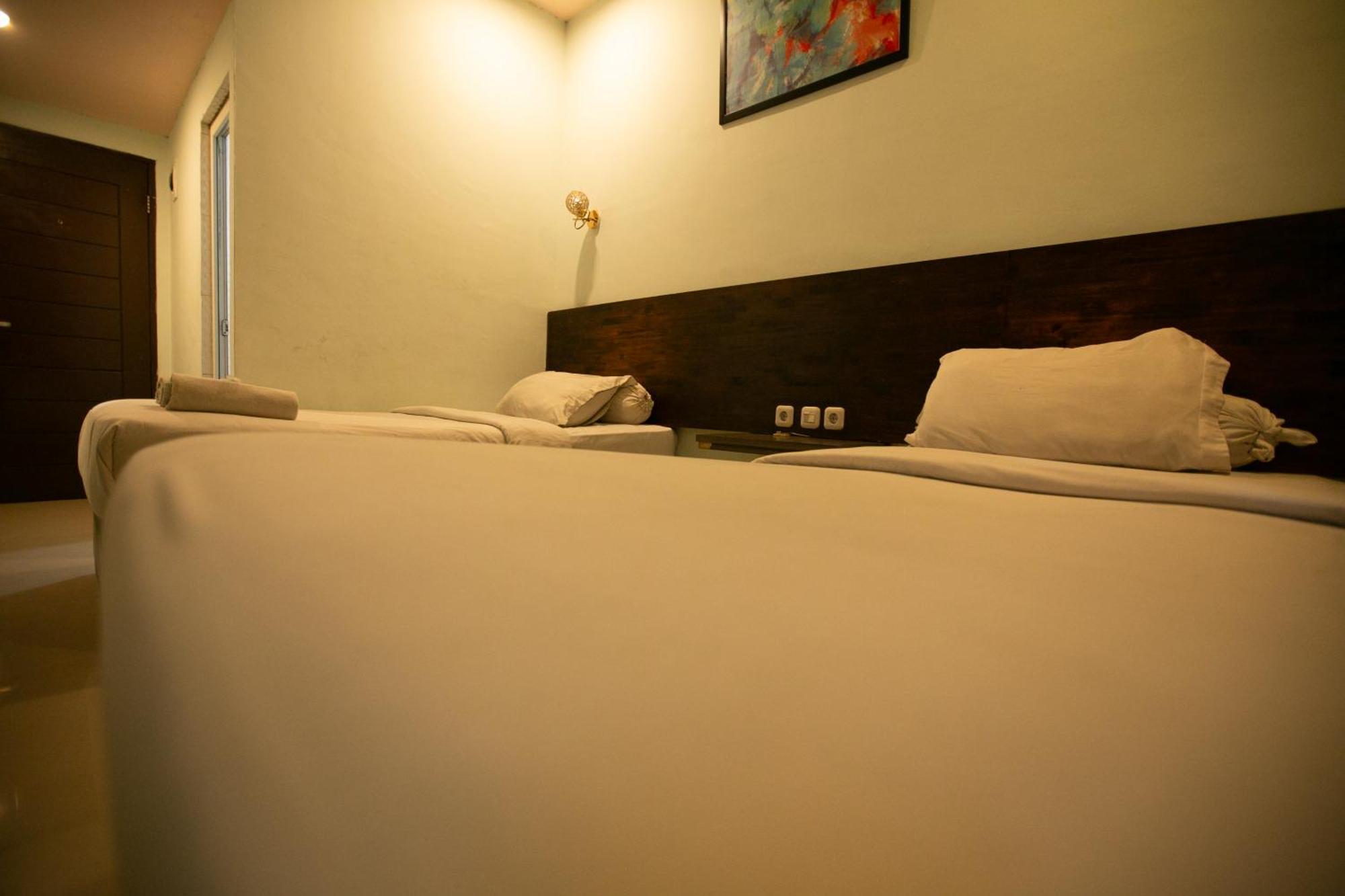 Hotel De'tonga Medan